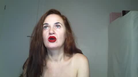 KAPELKA   online show from November 24, 8:19 pm