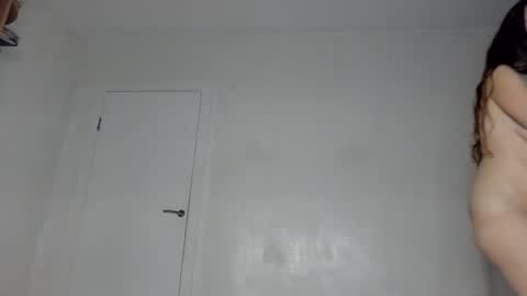 Snapshot of _kapelka_ chatting on June 15, 5:59 pm KAPELKA online show from June 15, 5:59 pm