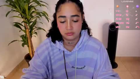 Snapshot of _kat_1 chatting on December 1, 8:47 pm online show from December 1, 8:47 pm