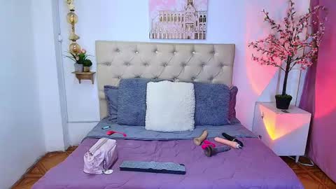 Snapshot of _kathya_spinelli_ chatting on July 1, 1:13 pm kathy online show from July 1, 1:13 pm