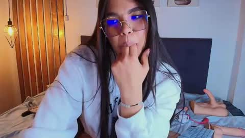 Snapshot of _kathya_spinelli_ chatting on July 28, 4:39 pm kathy online show from July 28, 4:39 pm