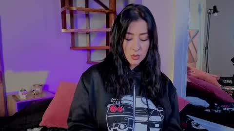 kelly online show from May 27, 12:57 pm