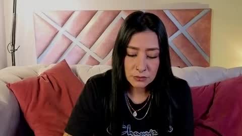 kelly online show from June 2, 12:40 pm