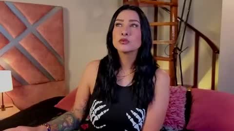 kelly online show from June 10, 12:26 pm