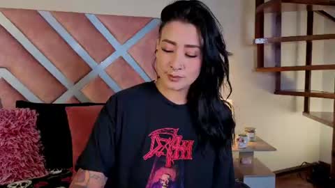 kelly online show from June 16, 12:30 pm