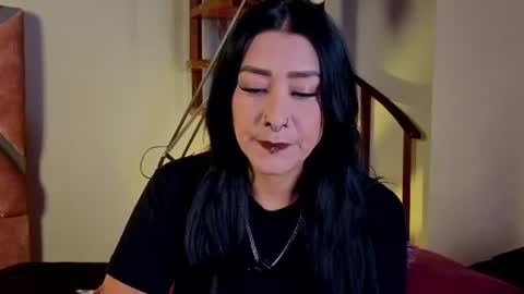 kelly online show from June 19, 1:15 pm