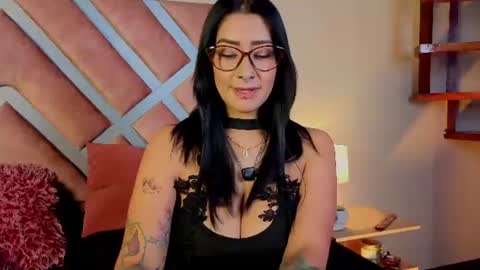 kelly online show from July 6, 3:03 pm