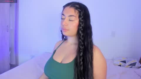 _kimtorres_1 online show from July 11, 1:47 pm
