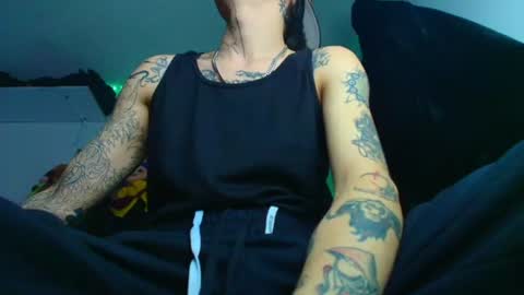 Snapshot of _kingshadows_ chatting on July 14, 2:05 am SHADOW online show from July 14, 2:05 am