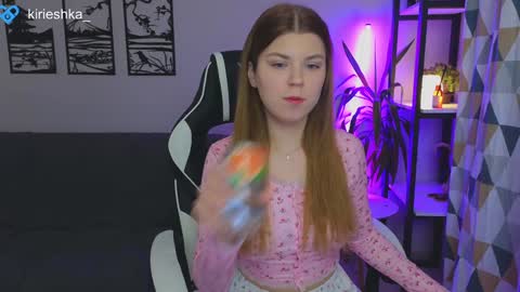 Molly   Emily online show from December 4, 3:21 pm