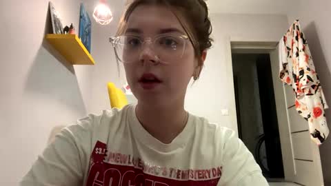 Molly   Emily online show from February 10, 12:30 am