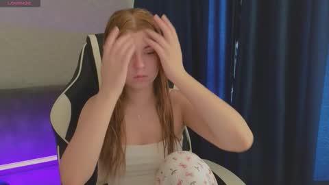 Molly   Emily online show from October 8, 10:13 am