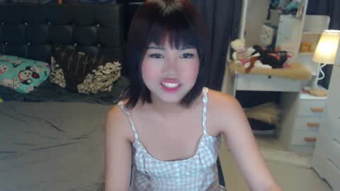 Snapshot of _kittyk7 chatting on March 31, 7:20 am bugrang online show from March 31, 7:20 am