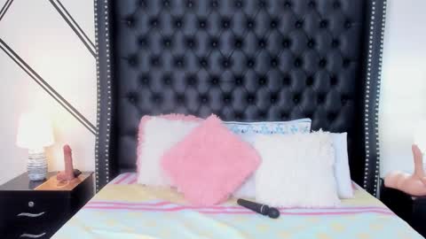 Snapshot of _krystal_cambell chatting on November 10, 8:30 pm _krystal_cambell online show from November 10, 8:30 pm