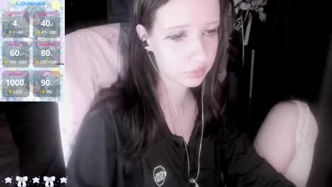  kuro  online show from February 7, 4:00 pm