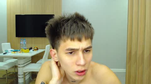 Kurt online show from December 2, 12:19 am