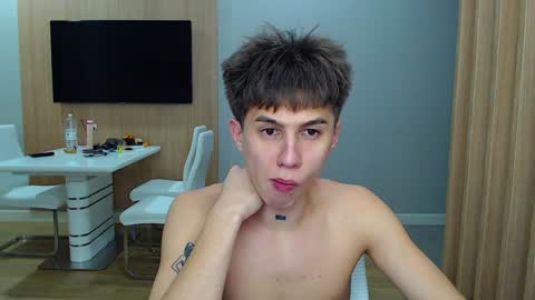 Kurt online show from December 19, 4:13 pm