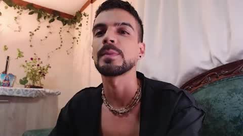 Snapshot of _kurt420 chatting on August 3, 12:31 am KURT online show from August 3, 12:31 am