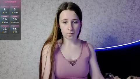 _kylle_ online show from October 18, 5:35 pm