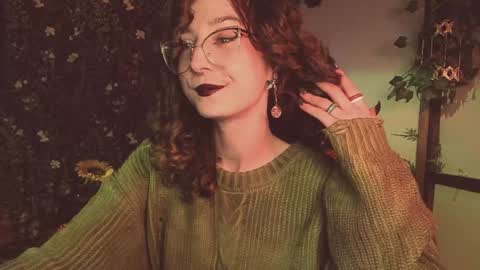 Snapshot of _lady_luna_ chatting on January 13, 1:56 am Lady Luna online show from January 13, 1:56 am