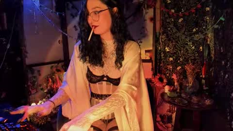 Snapshot of _lady_luna_ chatting on October 12, 11:59 pm Lady Luna online show from October 12, 11:59 pm