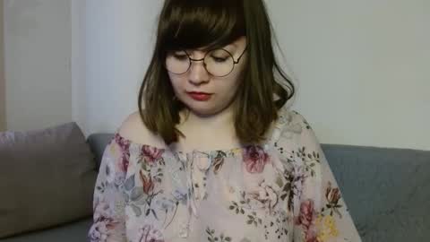 _lalilu_ online show from December 31, 7:53 am