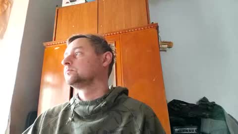 Snapshot of _lastjedi_ chatting on February 9, 10:31 am OBI-WAN online show from February 9, 10:31 am