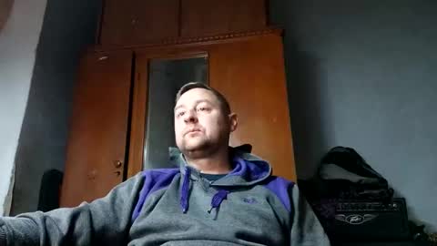 Snapshot of _lastjedi_ chatting on November 30, 12:42 pm OBI-WAN online show from November 30, 12:42 pm