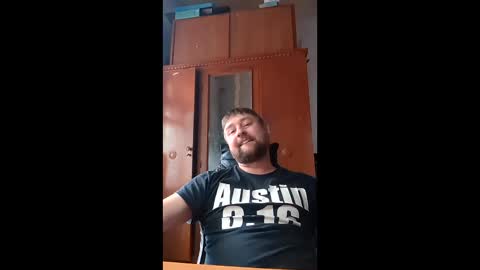 Snapshot of _lastjedi_ chatting on February 1, 10:47 am OBI-WAN online show from February 1, 10:47 am