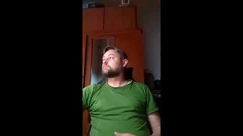 Snapshot of _lastjedi_ chatting on April 10, 10:31 am OBI-WAN online show from April 10, 10:31 am