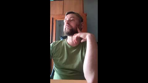 Snapshot of _lastjedi_ chatting on June 7, 9:57 am OBI-WAN online show from June 7, 9:57 am