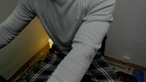 Layne online show from November 9, 10:13 am