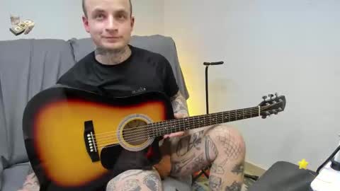 Snapshot of _layne chatting on February 10, 8:13 pm Layne online show from February 10, 8:13 pm