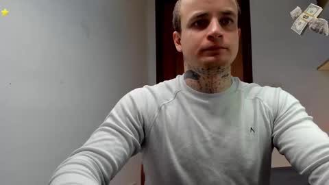 Snapshot of _layne chatting on March 9, 11:25 am Layne online show from March 9, 11:25 am