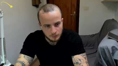 Snapshot of _layne chatting on July 21, 11:56 am Layne online show from July 21, 11:56 am