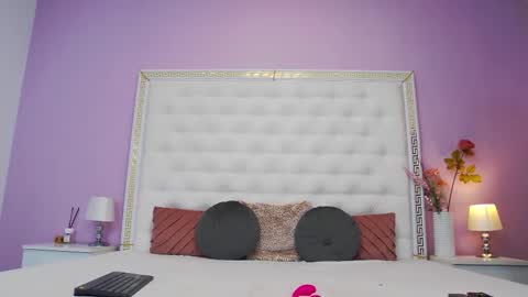 Lena Paul online show from November 12, 5:19 am