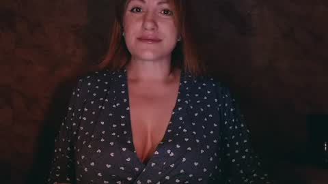 Snapshot of _letty_ chatting on June 12, 11:25 pm Letty online show from June 12, 11:25 pm