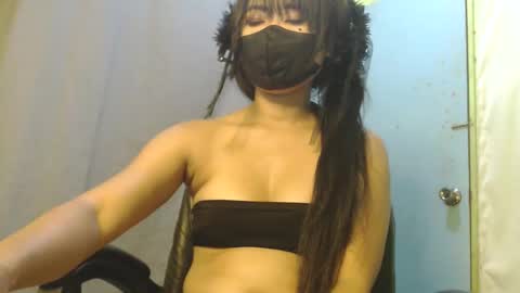 Snapshot of _lilies_gigi_ chatting on March 11, 1:11 am _lilies_gigi_ online show from March 11, 1:11 am