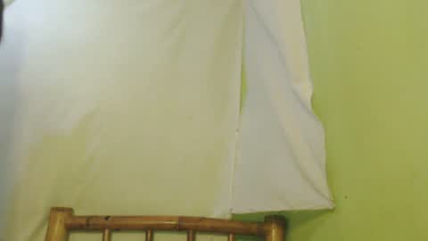 Snapshot of _lilies_gigi_ chatting on August 1, 1:38 am _lilies_gigi_ online show from August 1, 1:38 am