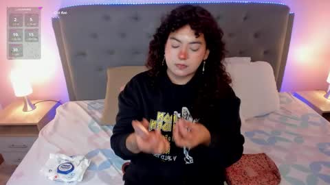 Liily online show from November 30, 3:05 pm