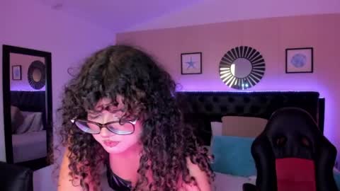 Liily online show from April 10, 4:50 am