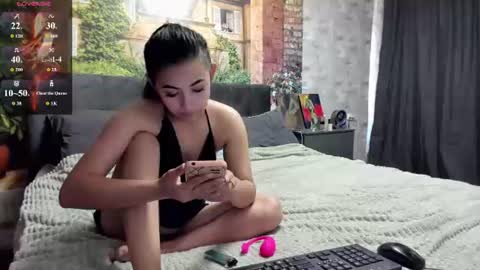 Snapshot of _litteangie_ chatting on June 26, 4:50 am _litteangie_ online show from June 26, 4:50 am