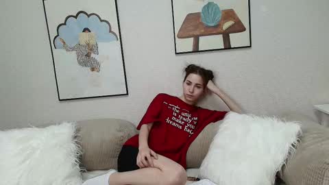 Emma online show from October 1, 2:12 pm