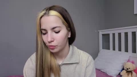 Emma online show from November 18, 6:18 am