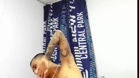 _logan_colton_ online show from November 4, 11:15 pm