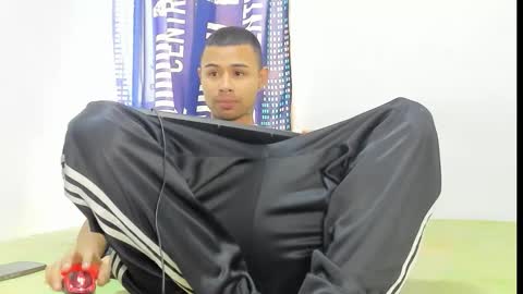 _logan_colton_ online show from November 20, 6:07 pm