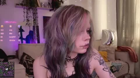 Snapshot of _lollyshy_ chatting on February 15, 1:20 pm Lolly online show from February 15, 1:20 pm