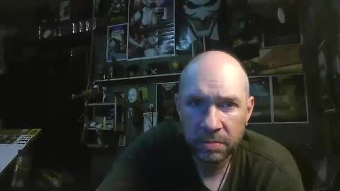 Snapshot of _longfellow chatting on October 7, 1:47 am That guy online show from October 7, 1:47 am