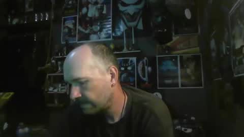 Snapshot of _longfellow chatting on October 22, 7:02 pm That guy online show from October 22, 7:02 pm