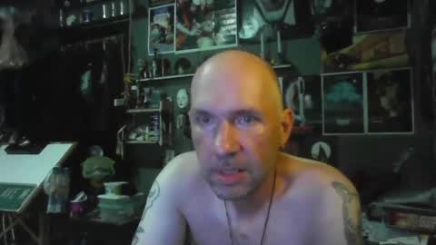 Snapshot of _longfellow chatting on June 26, 5:28 pm That guy online show from June 26, 5:28 pm